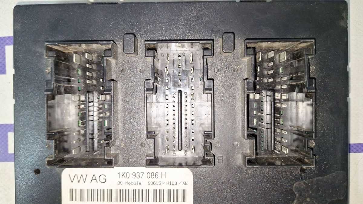 Calculator confort Volkswagen Golf Plus 2010 - 1K0937086H 5DK00965306