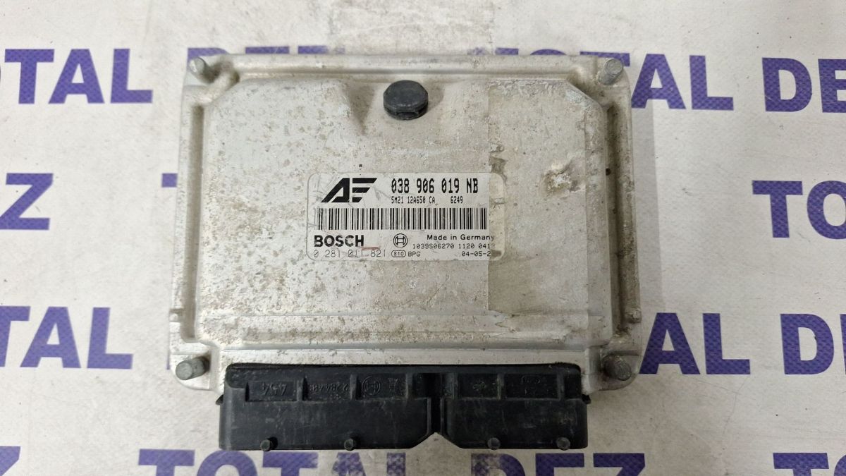 Calculator motor (ECU) Ford Galaxy 2001 - 038906019NB 0281011821