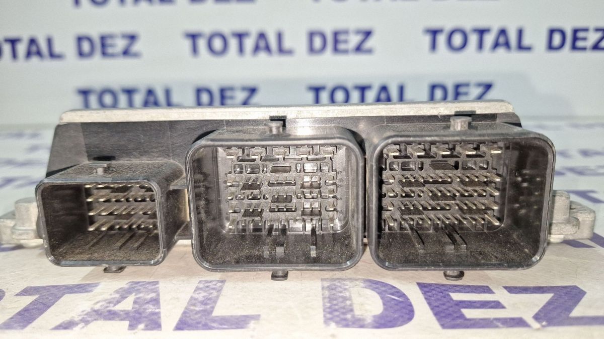 Calculator motor (ECU) Peugeot 208 I 2012 - 9805895780 V29035181A 132210899 98009138