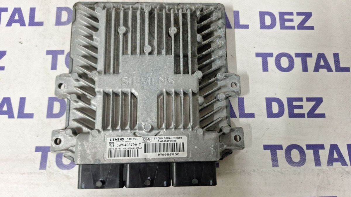 Calculator motor (ECU) Peugeot 407 2007 - 5WS40379AT 9658198080
