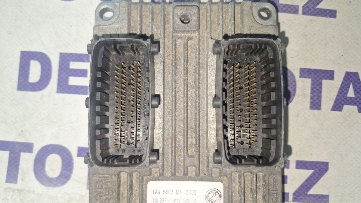 Calculator motor (ECU) Fiat Grande Punto 2007 - 51798649 6160109808 5SF3M1D032
