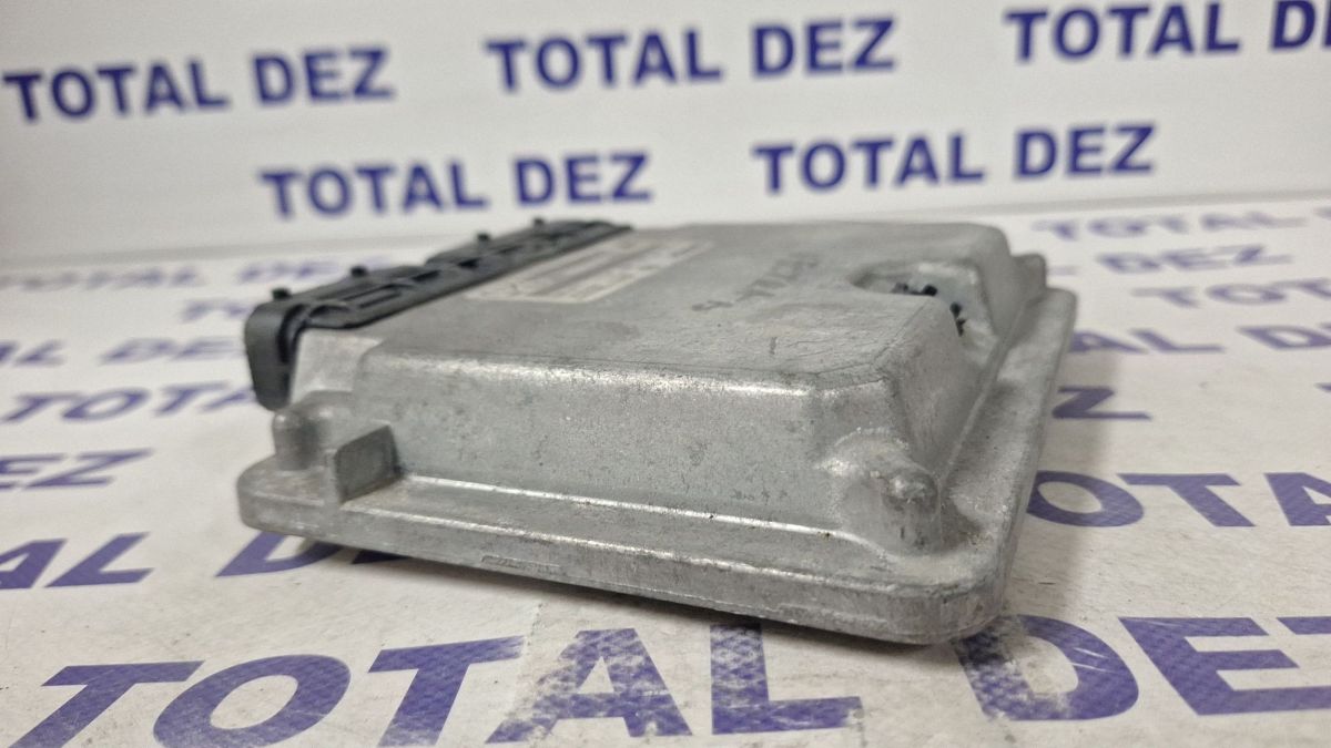 Calculator motor (ECU) Opel Vectra B 1997 - 90508976 0281001631 28SA3690
