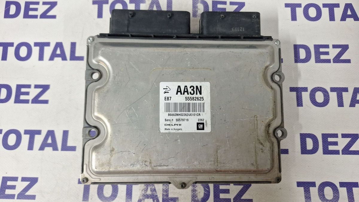 Calculator motor (ECU) Opel Astra J 2013 - 55579719 55582625