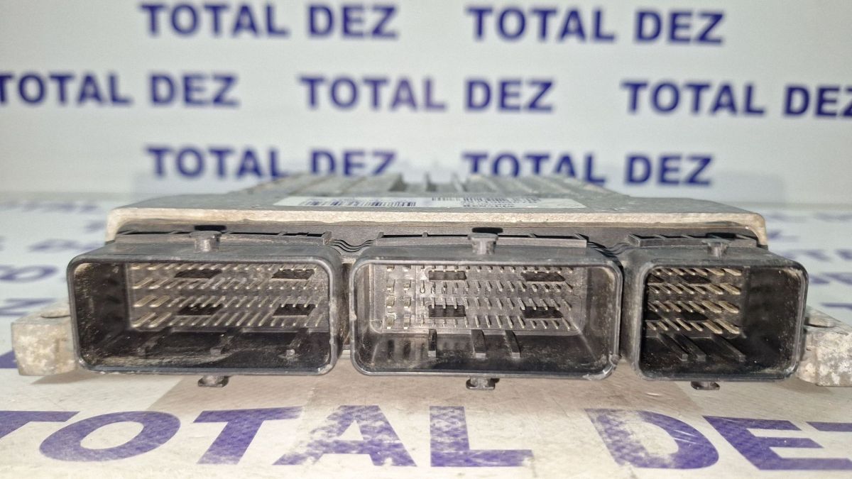 Calculator motor (ECU) Renault Megane III 2009 - 237100307R 237100033R S180067106A