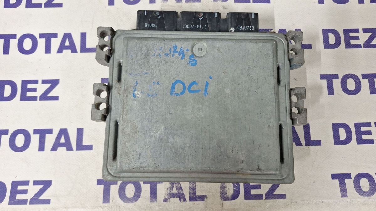 Calculator motor (ECU) Renault Scenic II - Grand 2005 - 8200542288