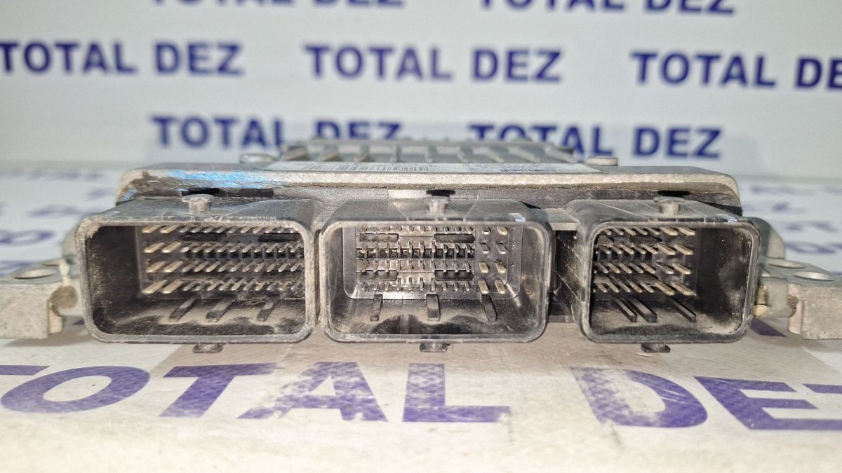 Calculator motor (ECU) Renault Scenic II - Grand 2005 - 8200542288