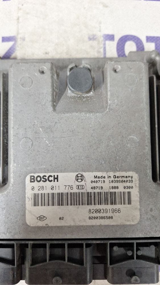 Calculator motor (ECU) Renault Scenic II - Grand 2003 - 8200391966 0281011776 8200386508