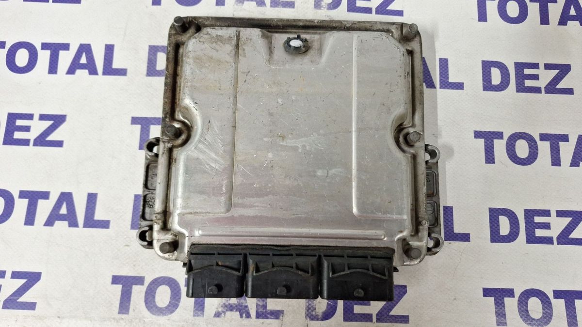 Calculator motor (ECU) Renault Trafic II (X83) 2001 - 8200119842