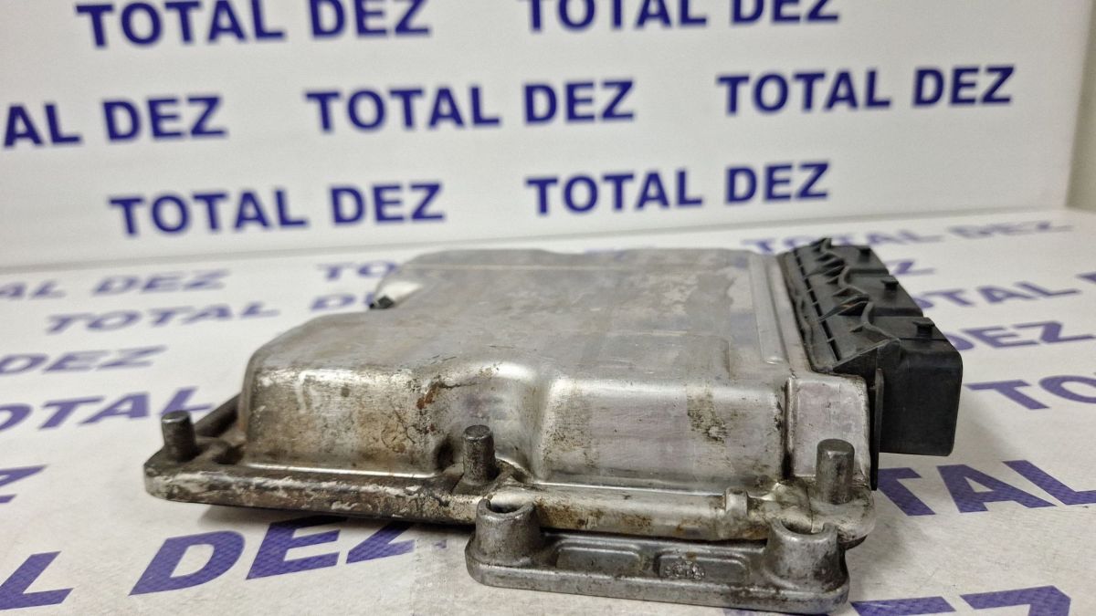 Calculator motor (ECU) Renault Trafic II (X83) 2001 - 8200119842