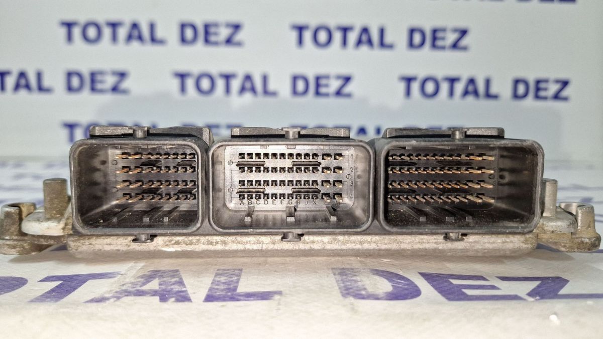 Calculator motor (ECU) Renault Trafic II (X83) 2001 - 8200119842