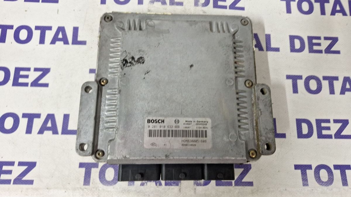 Calculator motor (ECU) Opel Vivaro 2003 - 0281010632 8200118526 H0M8200051608