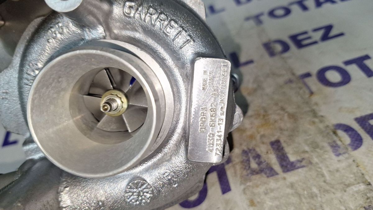 Turbina Citroen C6 2007 - 4U3Q6K682AK D90SA