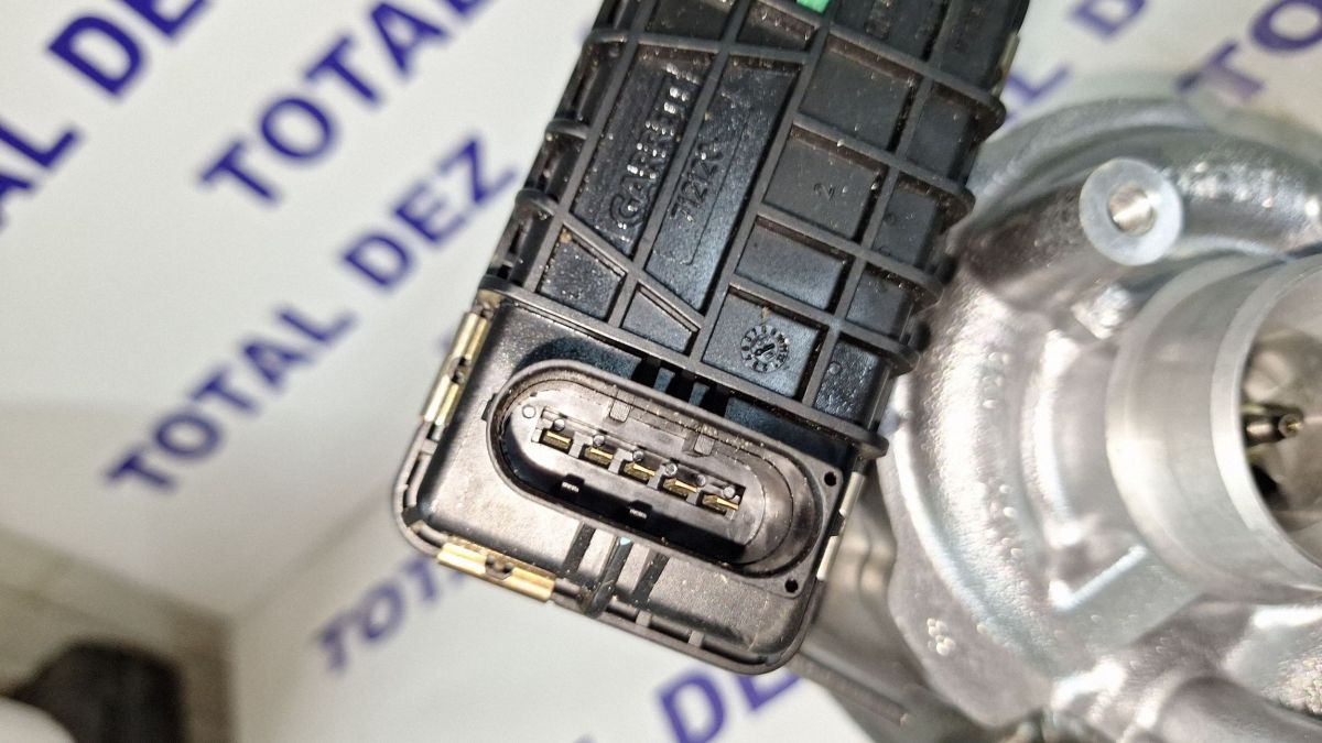 Turbina Citroen C6 2007 - 4U3Q6K682AK D90SA