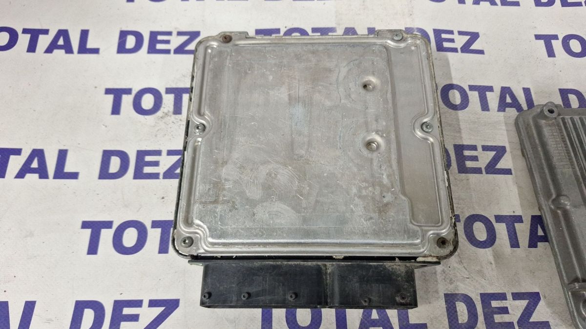 Calculator motor (ECU) Audi A4 S4 B6 8E 8H 2004 - 0281011038 4E0507409B 4F0910409G