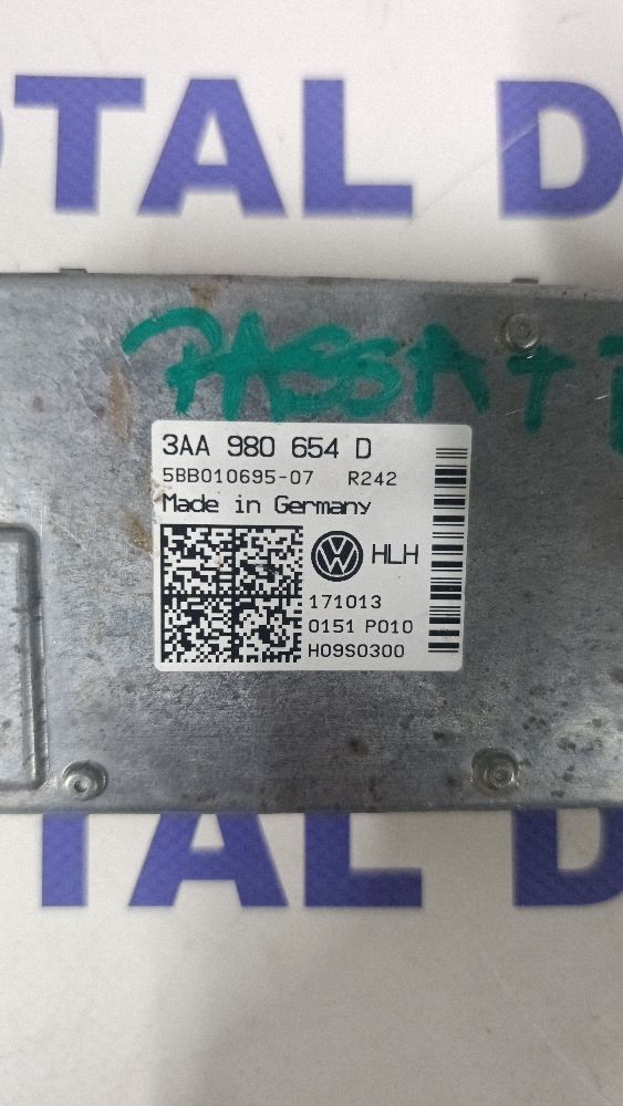 Camera video auto Volkswagen Passat B7 2014 - 3AA980654D 5BB01069507 H09S0300