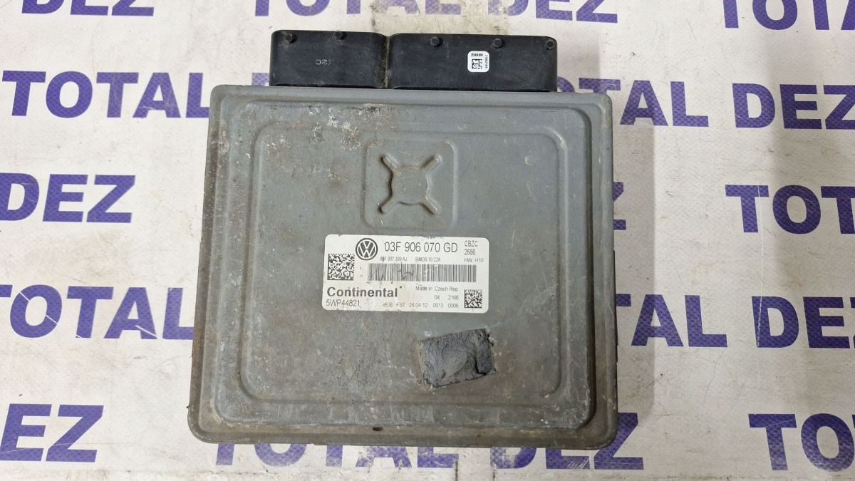 Calculator motor (ECU) Volkswagen Polo V 6R 2013 - 03F906070GD 5WP44821 03F907309AJ