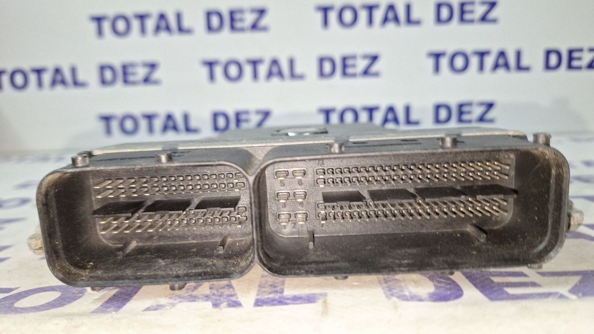 Calculator motor (ECU) Volkswagen Polo V 6R 2013 - 03F906070GD 5WP44821 03F907309AJ