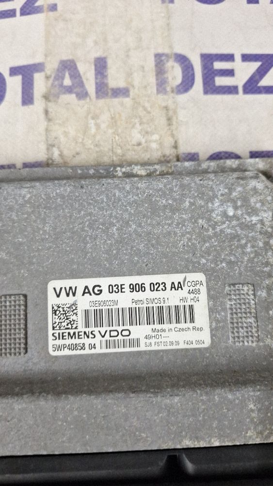 Calculator motor (ECU) Seat Ibiza IV (6J 6P) 2008 - 03E906023M 03E906023AA 5WP40858