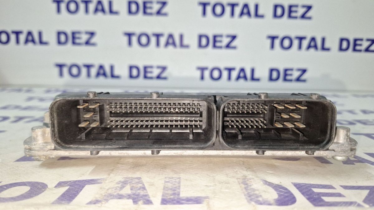 Calculator motor (ECU) Volkswagen Polo 2003 - 03E906033L 5WP4019405 3P4726