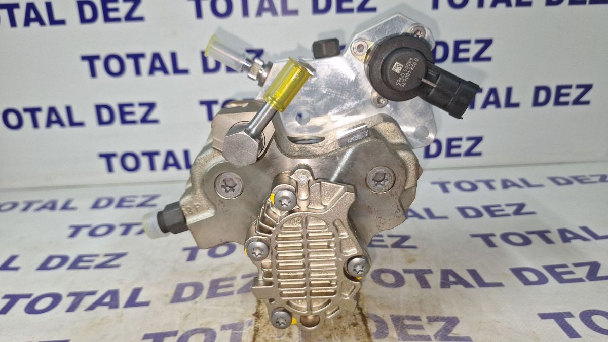 Pompa injectie Renault Megane II 2005 - 0445010099 8200385478 8200803375