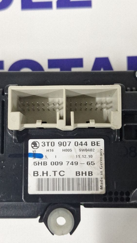 Climatronic Skoda Superb B6 (3T) 2010 - 3T0907044BE 5HB00974965
