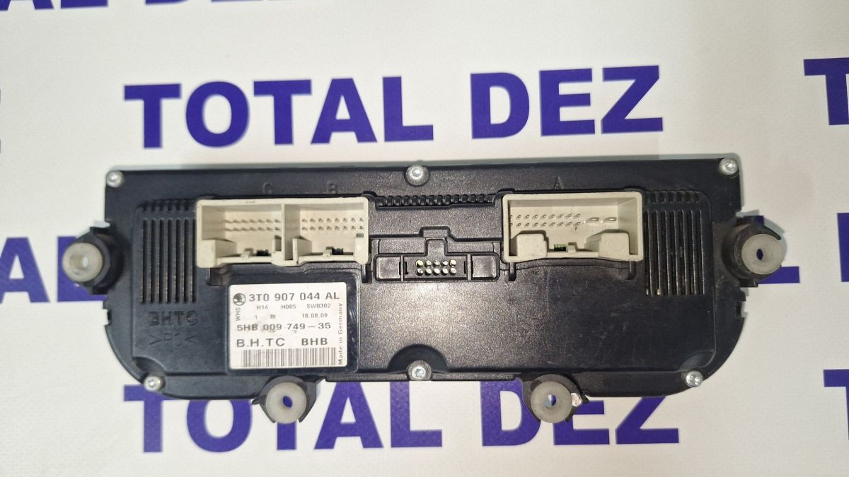 Climatronic Skoda Octavia Mk2 (1Z) 2009 - 3T0907044AL 5HB00974935