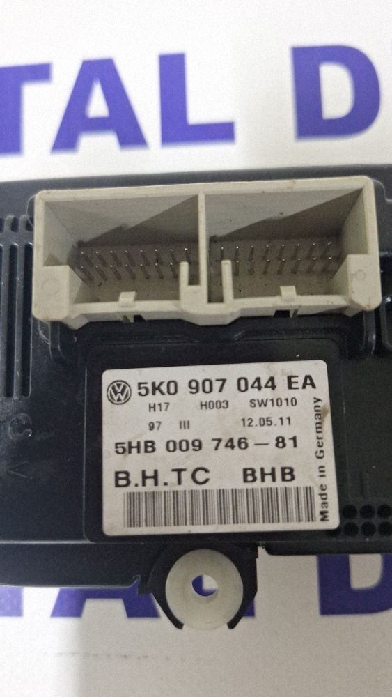 Climatronic Volkswagen Jetta VI 2011 - 5K0907044EA 5HB00974681
