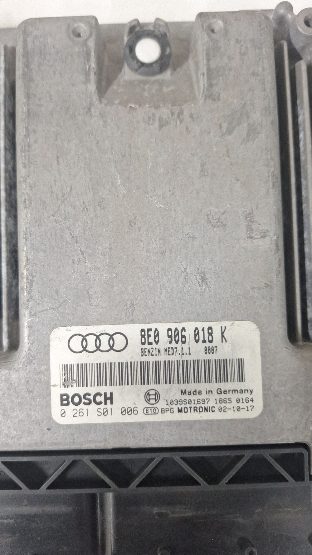 Calculator motor (ECU) Audi A4 S4 B6 8E 8H 2002 - 8E0906018K 0261S01006 1039S01697