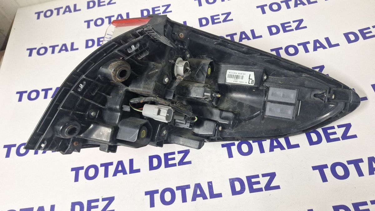 Stop Stanga spate Toyota C-HR I 2018 - 81560F4010 20102016 16435F