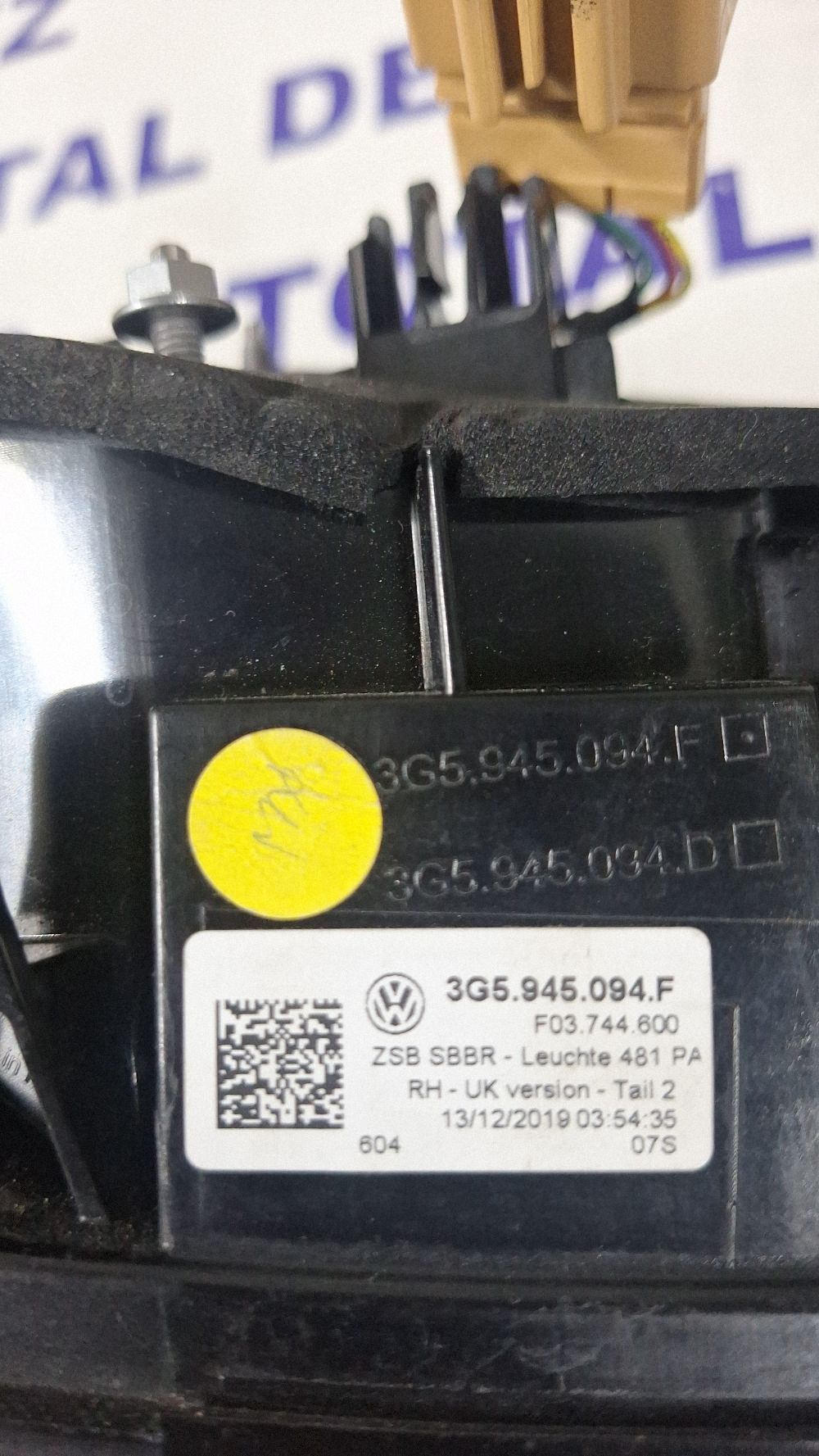 Stop Dreapta spate Volkswagen Passat B8 2020 - 3G5945094D 3G5945094F F03744600