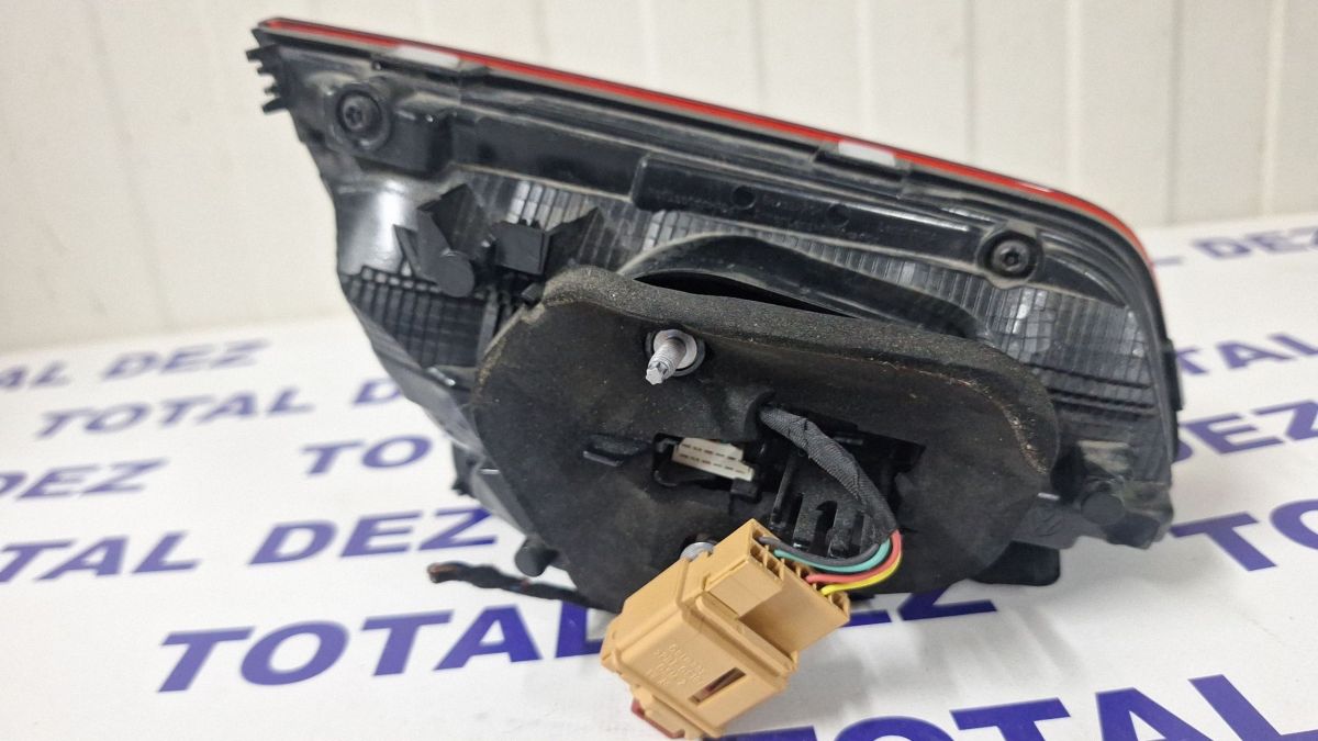 Stop Dreapta spate Volkswagen Passat B8 2020 - 3G5945094D 3G5945094F F03744600