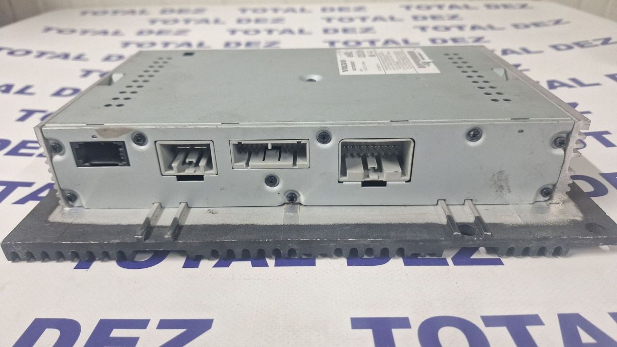 Amplificator audio Volvo XC90 2004 - 30732827 020376 3067396B01