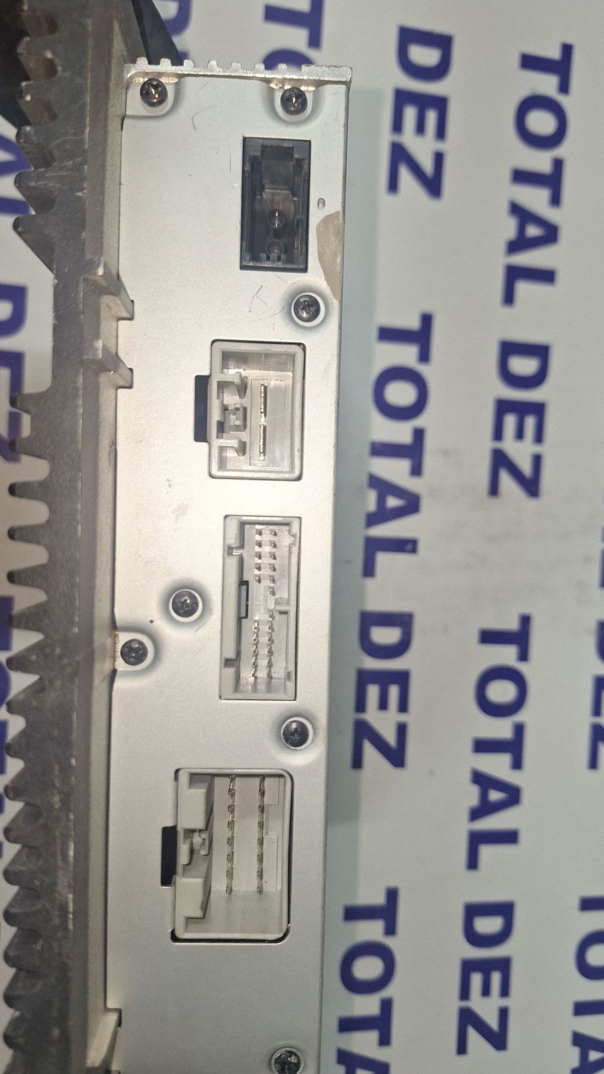 Amplificator audio Volvo XC90 2004 - 30732827 020376 3067396B01