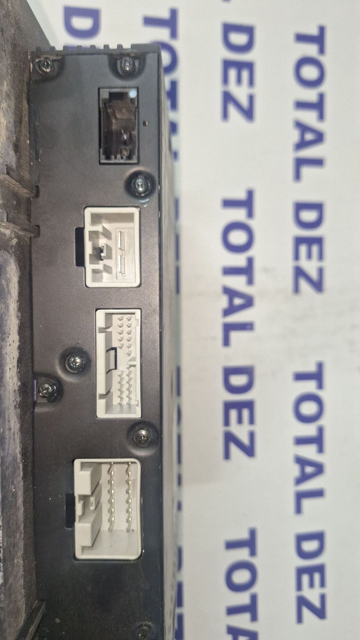 Amplificator audio Volvo XC90 2003 - 020377 30657755 3067222B02B