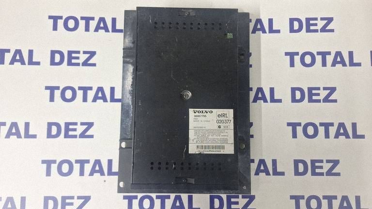 Amplificator audio Volvo XC90 2003 - 020377 30657755 3067222B02B
