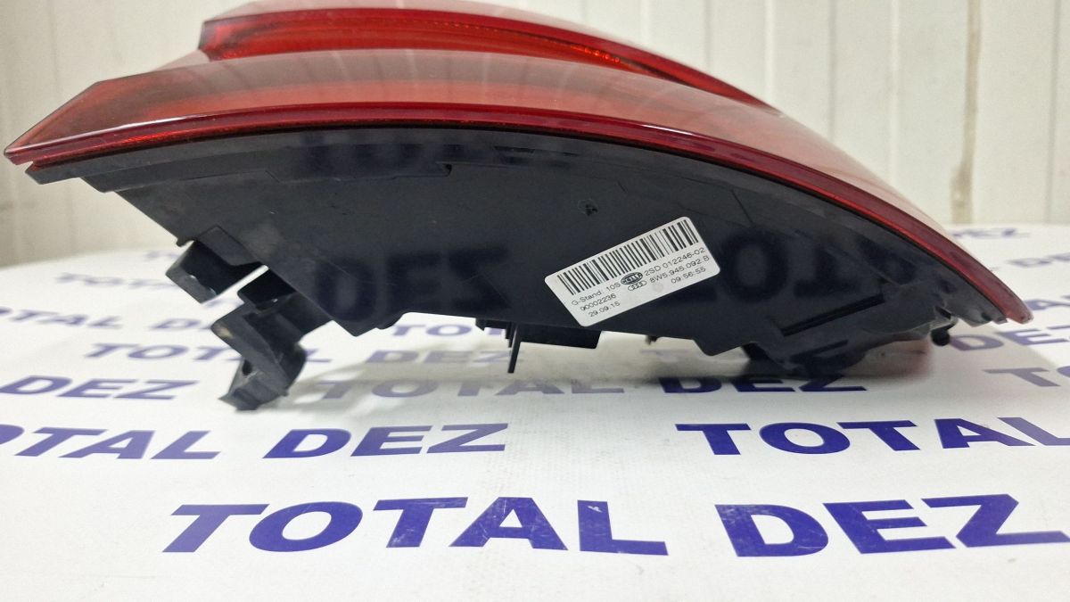 Stop Dreapta spate Audi A4 S4 B9 2015 - 8W5945092B 2SD01224602 00002236