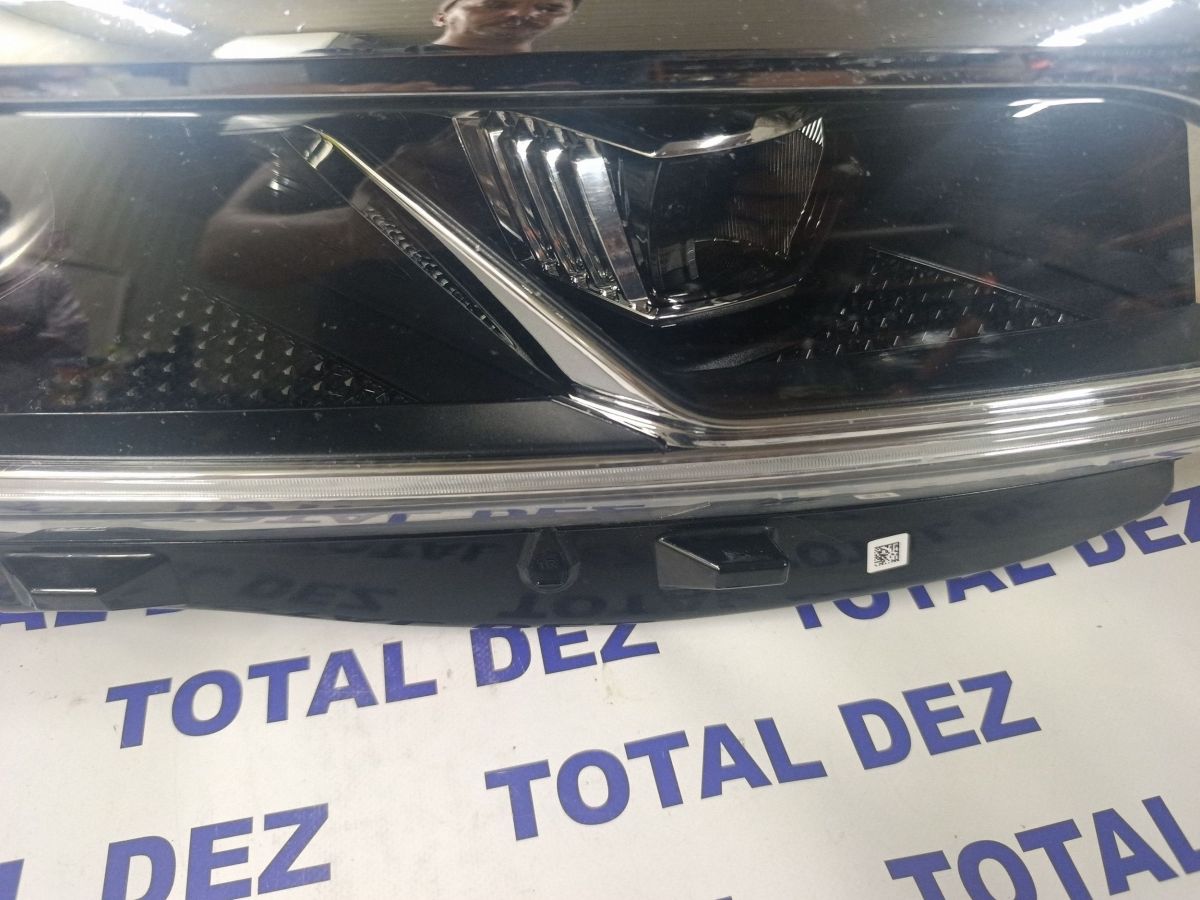 Far Dreapta fata Volkswagen Touareg III 2021 - 761941036 1EX01314302