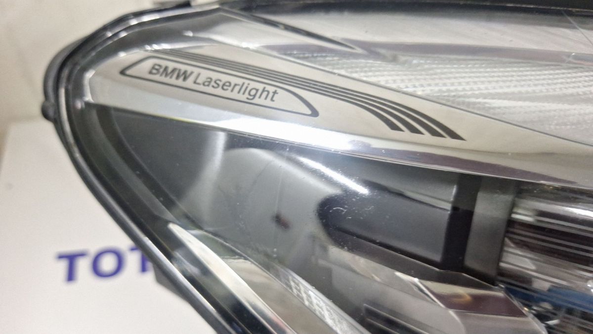 Far Dreapta fata BMW Seria 7 G11 G12 2015 - 8499236 7729200017 2018051806