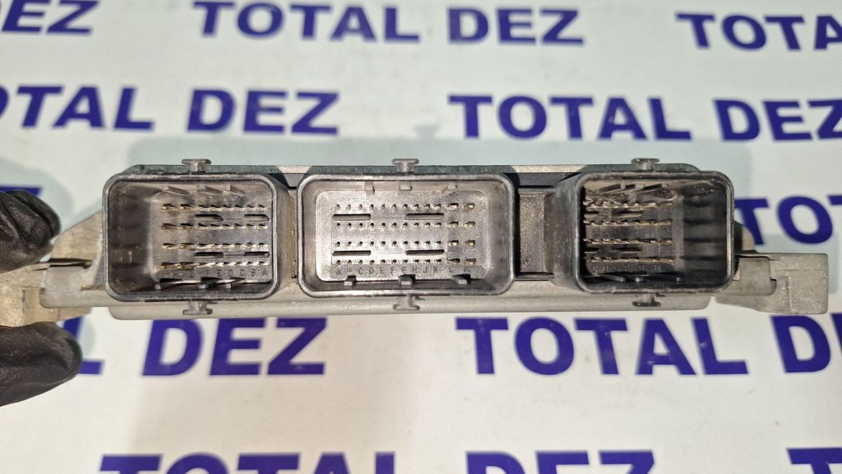 Calculator motor (ECU) Renault Modus 2004 - 8200414422 8200401568 S120200102B