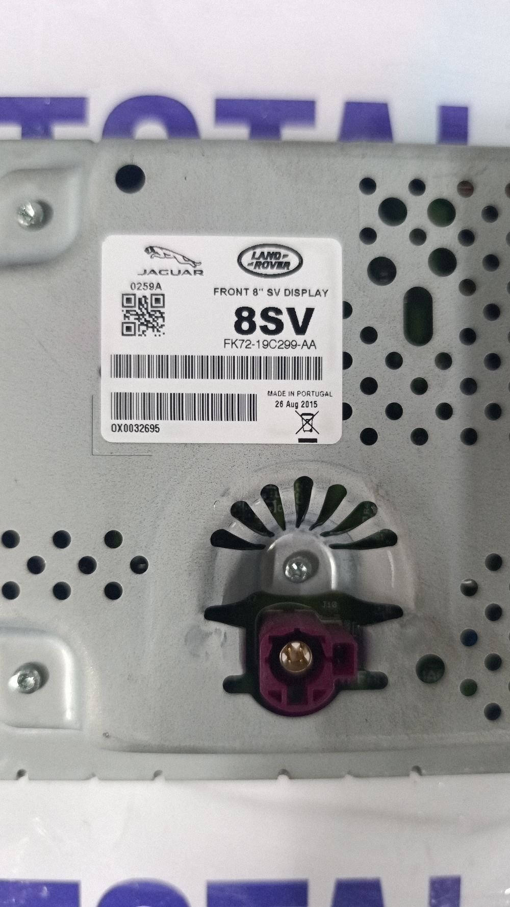 Display Jaguar XE 2017 - FK7219C299AA 0X0032695