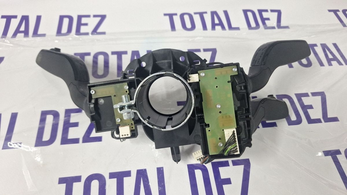 Maneta stergatoare Audi A8 S8 D4 4H 2013 - 4H0953502P 1000379413