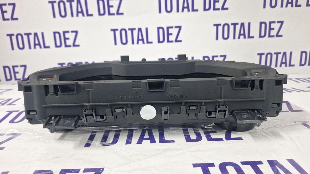 Ceasuri bord Audi Q3 F3 2023 - 83A920790G 0263753038