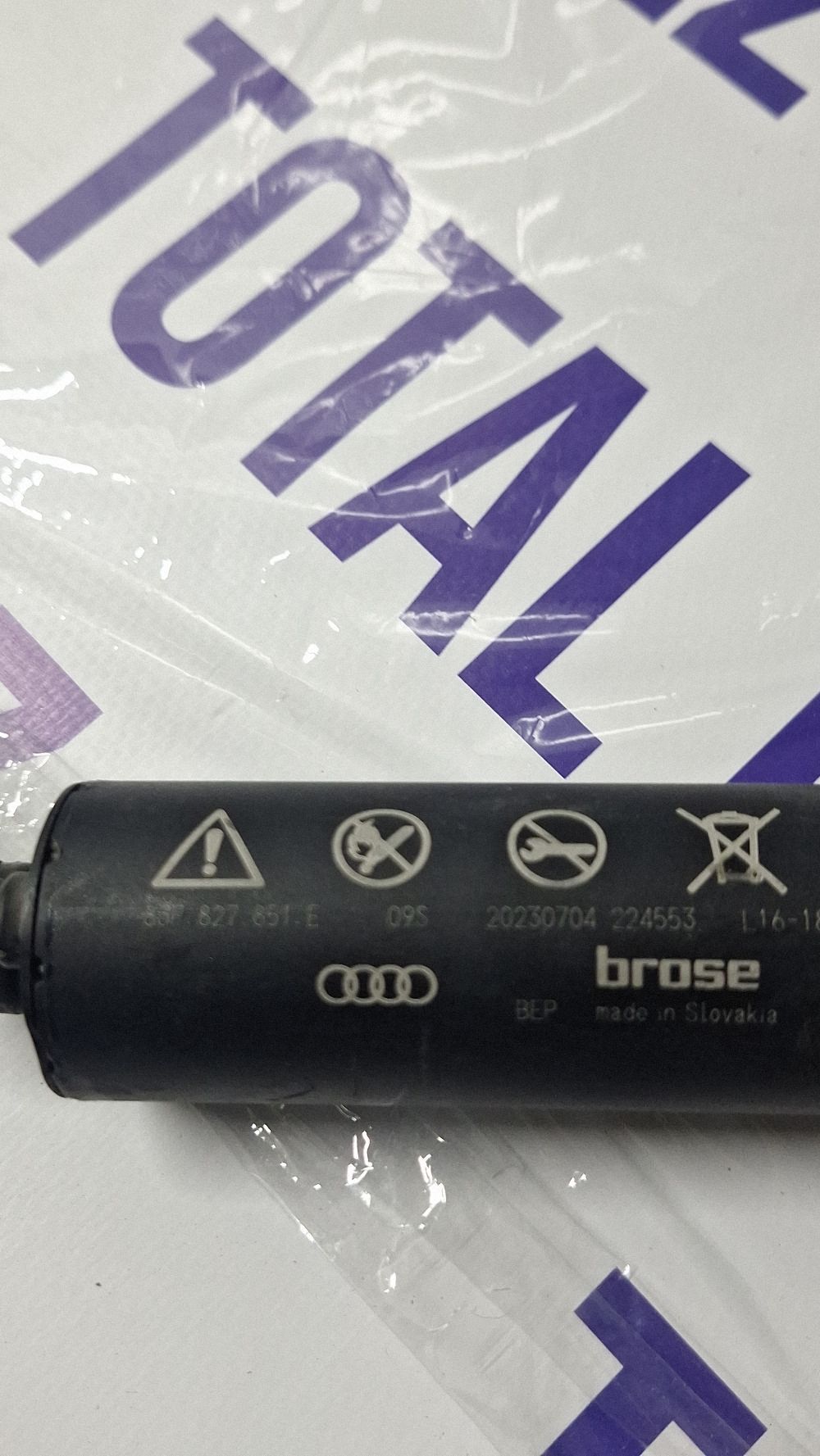 Amortizor haion Audi Q3 F3 2023 - 20230704 224553 83F827851E