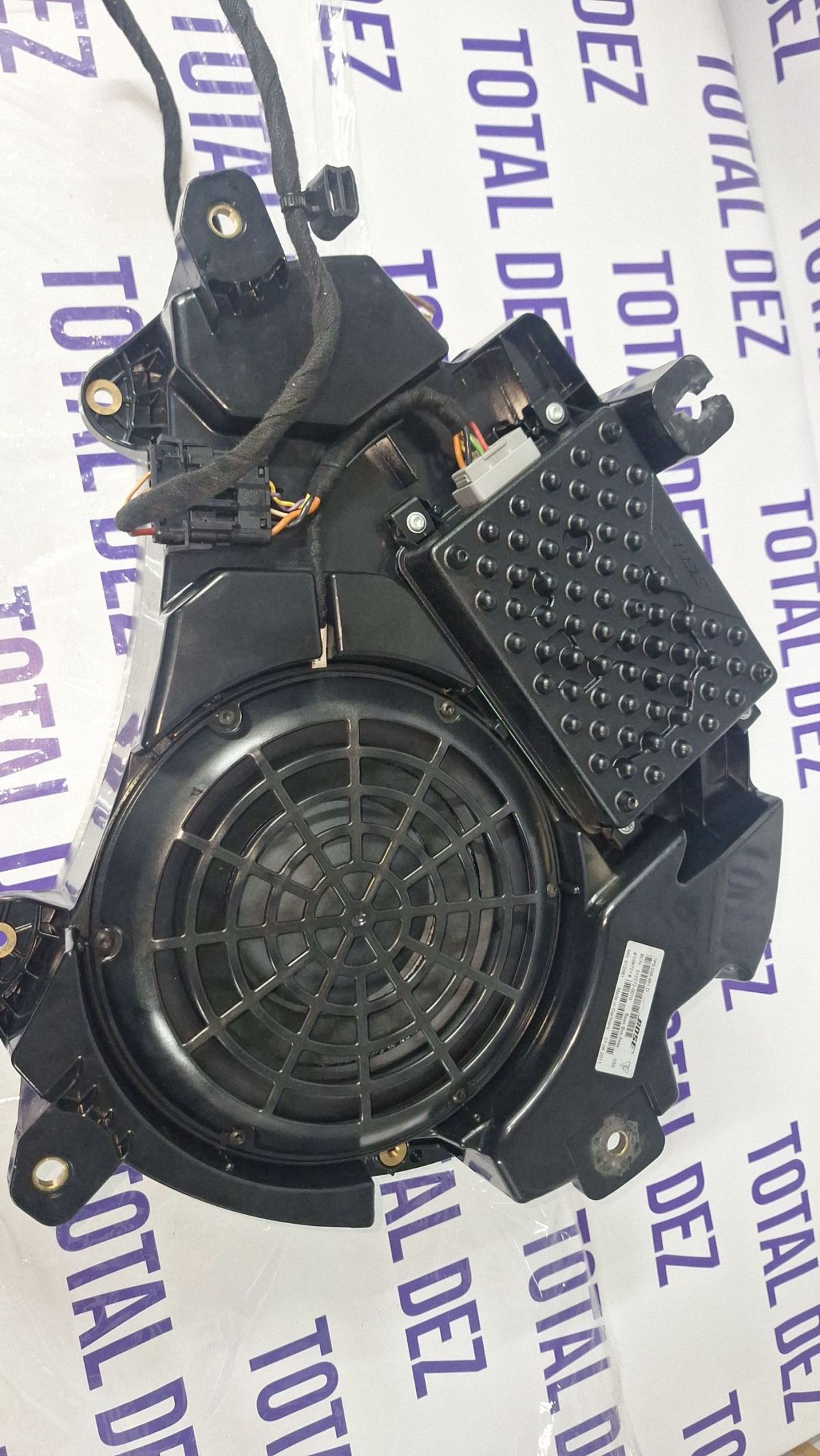 Subwoofer auto Porsche Cayenne (92A) 2013 - 7P5035481D 3122720010 039721