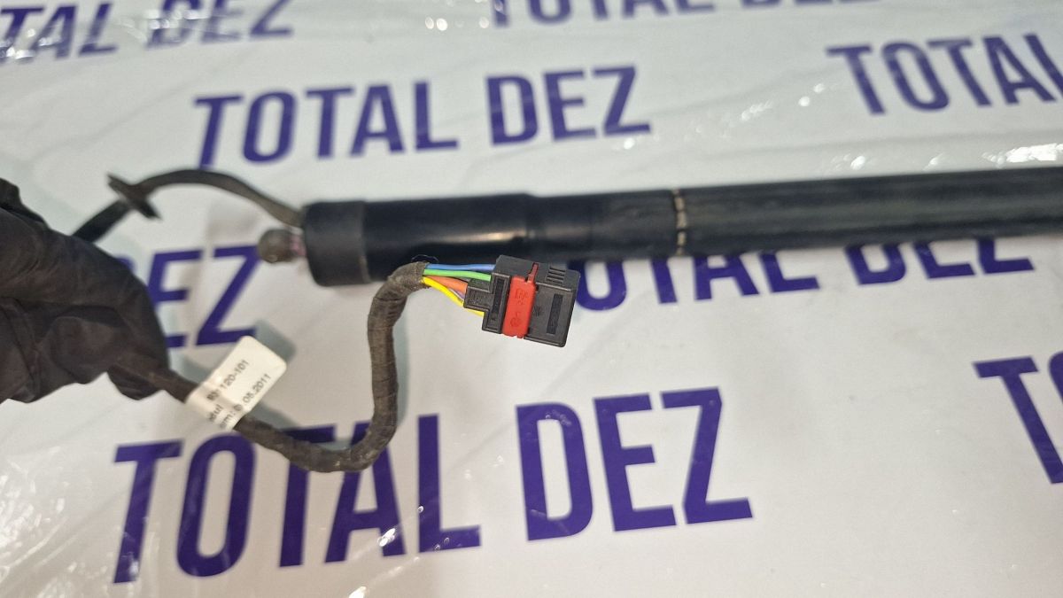 Amortizor haion Porsche Cayenne (92A) 2012 - 7P5827851D