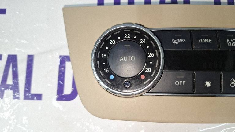 Climatronic Mercedes ML-class W166 2011 - A1669000106 131219 000250133522673