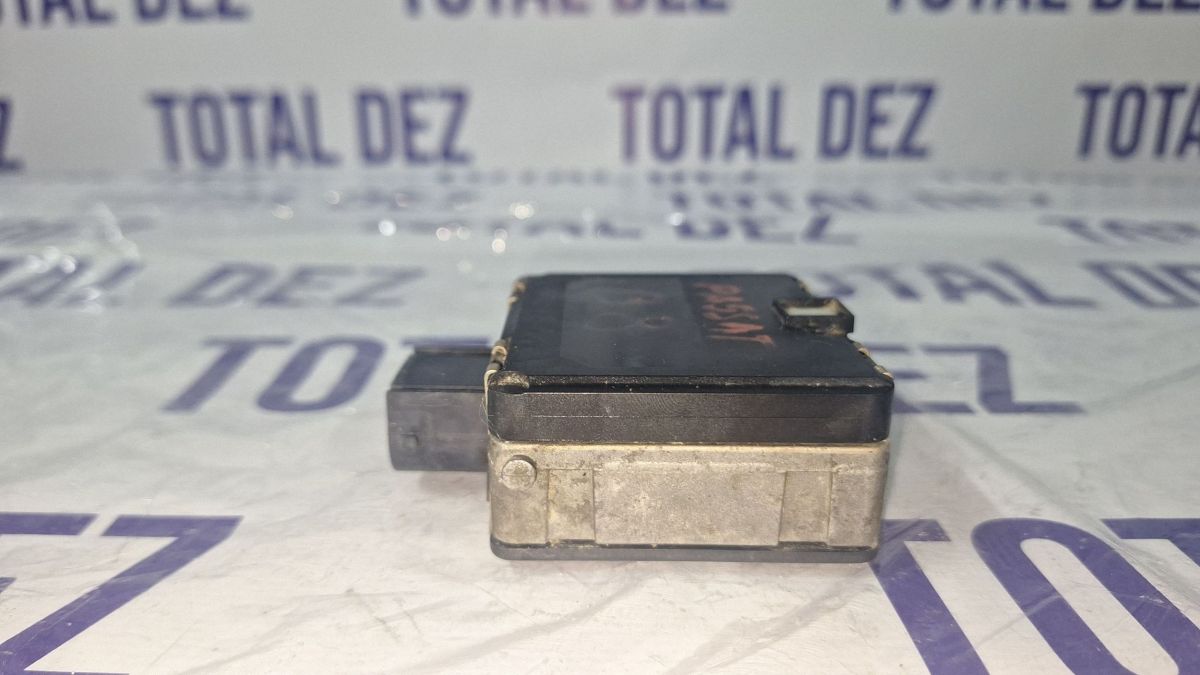 Detector radar Volkswagen Passat B8 2015 - 3Q0907561C 0203300598