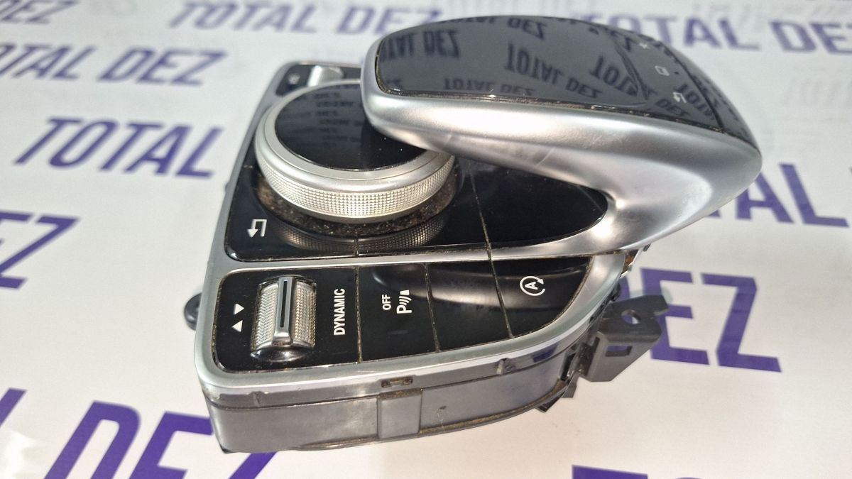 Interfata audio Mercedes C-class W205 2016 - A2059005915 A2059020104 A2059015409
