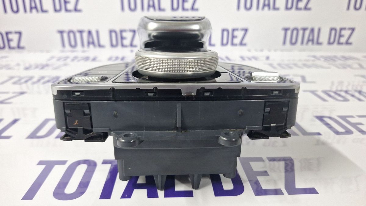 Interfata audio Mercedes C-class W205 2016 - A2059005915 A2059020104 A2059015409