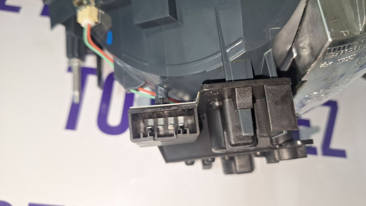 Stop Dreapta spate BMW Seria 2 F46 2017 - 7329792 F03538000F 062749